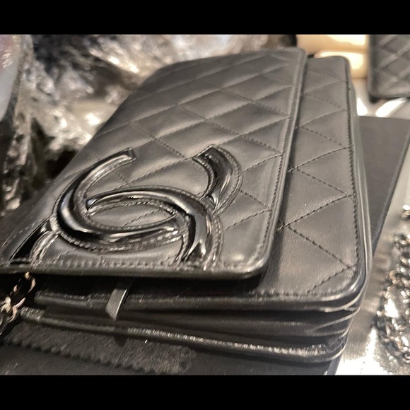 Chanel Wallet on Chain WOC Crossbody - Picture 6 of 9